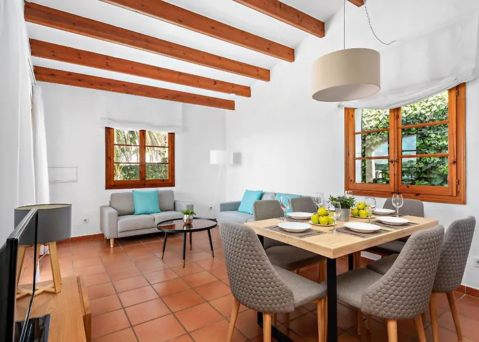 Playas De Villa Fornells (Menorca)