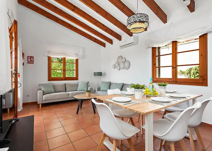 Playas De Villa Fornells (Menorca)